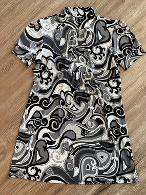 Thanx Collection Women's Dress Size L Black White Pattern Blouse Top Pre-owned